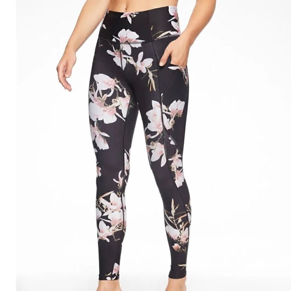 Athleta Salutation Stash Pocket Floral Magnolia Tight